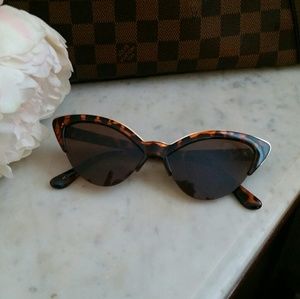 Cateye Sunglasses with Gold Accent